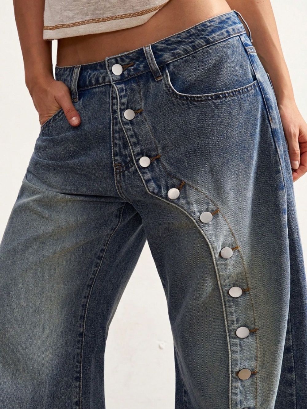 Medium wash Button Down Pockets Wide leg Denim Jeans Pants - Picture 5 of 7